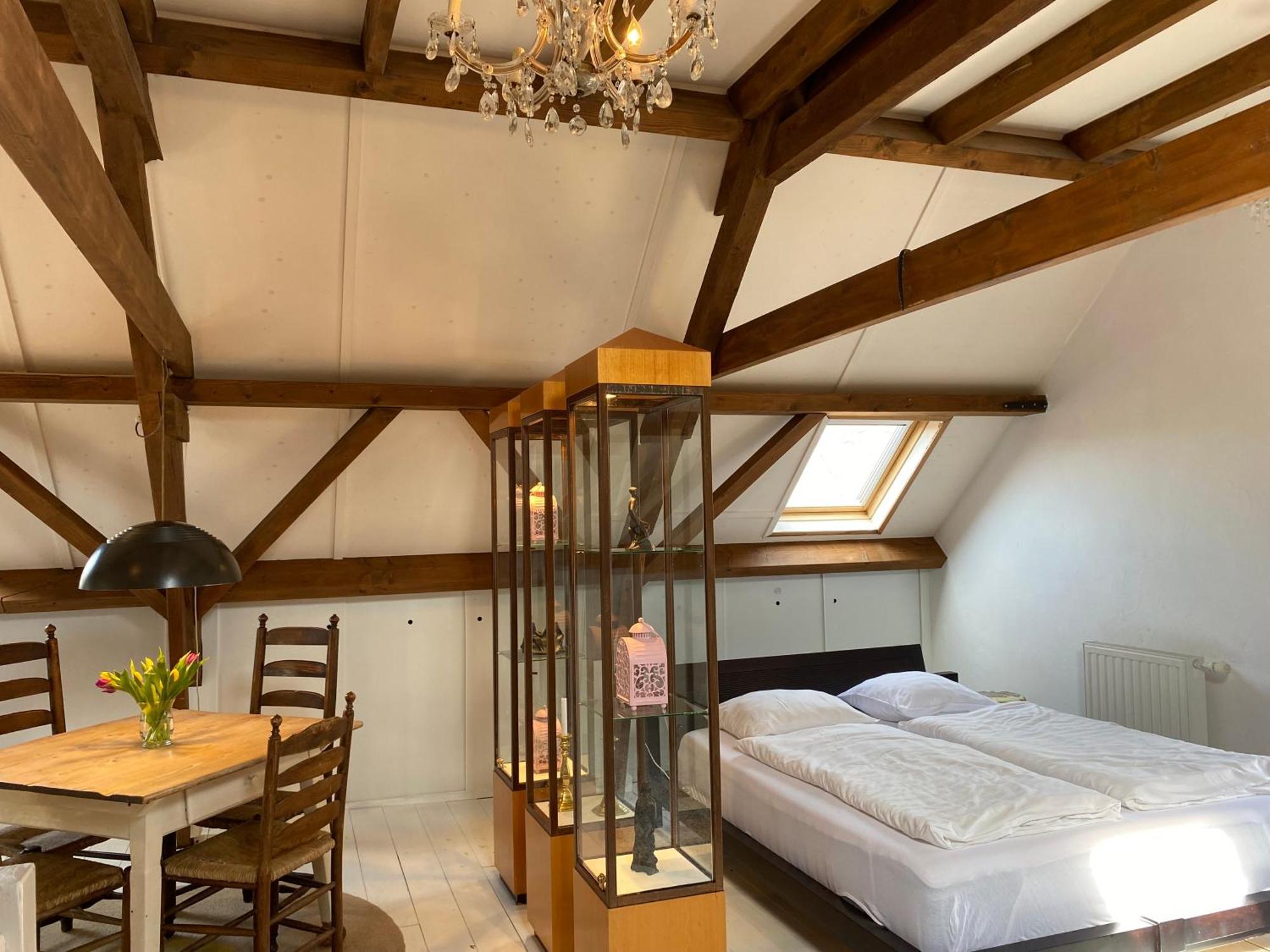 Vakantie Appartement Goedereede Let Op De Badkamer Moet Met Andere Gasten Gedeeld Worden Ngoại thất bức ảnh